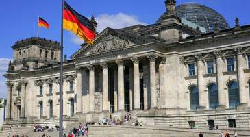 Reichstag (Parlamento Binası)