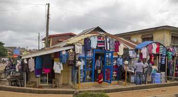 Abuja Sanat ve El Sanatları Köyü’nü gezin