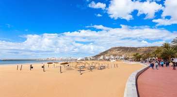 Agadir Plajı’nın maviliklerinde kaybolun