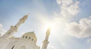 Akmeshyt – Becket (Beyaz Cami)’de dua edin 