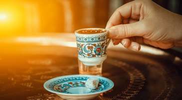 Tarihi Lonca Çarşısı’nda Arasta kahvesi için