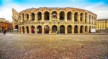 Görkemli Arena di Verona’yı görün 