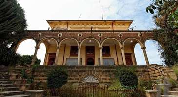 Asmara Opera Evi’nde düzenlenen gösterileri izleyin 