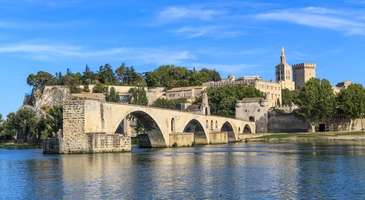 Avignon Köprüsü’nün muhteşem manzarasını seyredin  