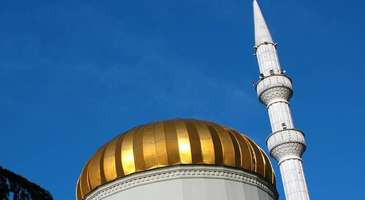 Orta Cami’yi görün