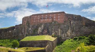 İhtişamlı Belfort Kalesi’ni görün  