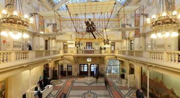  Bristol Müzesi ve Sanat Galerisi’ni gezin