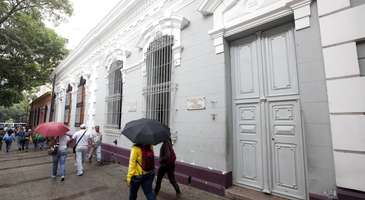 Simon Bolivar’ın doğduğu evi görün  