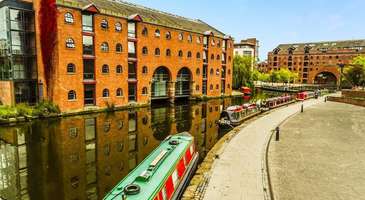 Castlefield bölgesinde yürüyüşe çıkın  