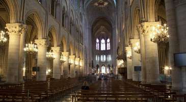 Şehrin en ünlü katedrali, Catedral Senhor Bom Jesus da Lapa'yı ziyaret edin