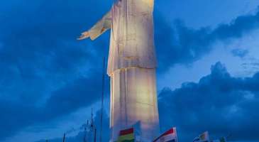 Cristo Rey’i (İsa Heykeli) yakından görün