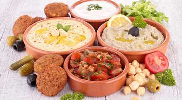 Baharatlı yemeklerin tadına bakın