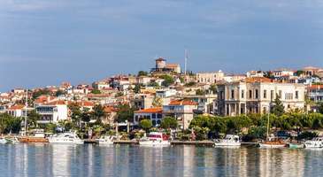 Cunda Adası'nda günbatımını izleyin 