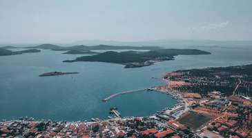 Ayvalık ve Cunda’nın birbirinden güzel adalarını ve koylarını gezin  