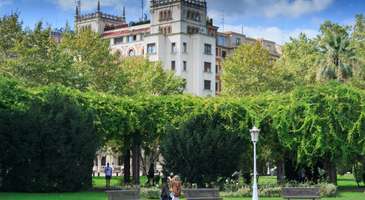 Dona Casilda Parkı’nda vakit geçirin  