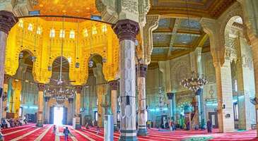 El Hüseyin Camii’nde İslam sanatının inceliklerini görün  
