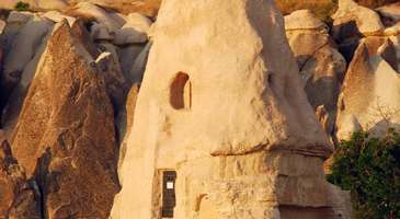 Anadolu’nun en eski ibadethanelerinden El Nazar Kilisesi’ni görün  