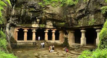 Elephanta Adası’na tekne turu yapın