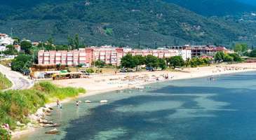 Tertemiz denizinde yüzmenin, altın kumlu plajlarında güneşlenmenin tadını çıkarın