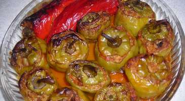 Fırında biber dolması