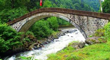 Cehennem Deresi Kanyonu’nda yürüyüş yapın