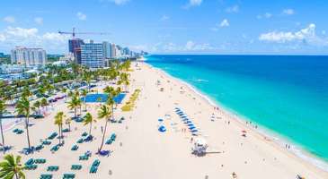Fort Lauderdale Plajı’nda masmavi denizle buluşun