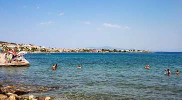 Mavi bayraklı plajlarda güneşlenin