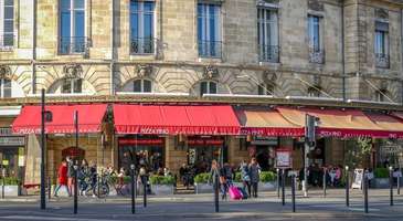 Küçük Paris’te alışveriş yapın