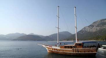 Civardaki güzellikleri görmek için tekne turuna çıkın