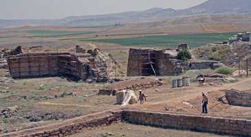 Gordion Antik Kenti (Yassıhöyük) kalıntıları arasında Kral Gordios’un şaşalı krallık dönemine zaman yolculuğu yapın