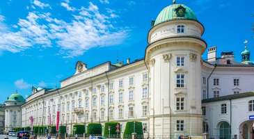Hofburg’u (İmparatorluk Sarayı) ziyaret edin