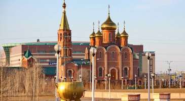 Holy-Nikolsky Katedrali’ni ziyaret edin