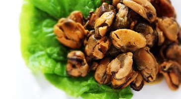 İsli midye
