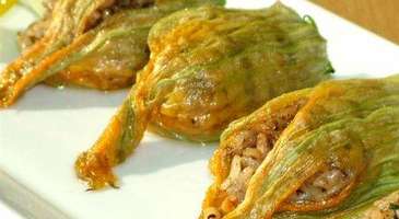 Kabak çiçeği dolması