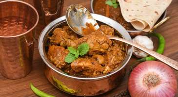 Karaçi’nin yerel tatlarını deneyin  