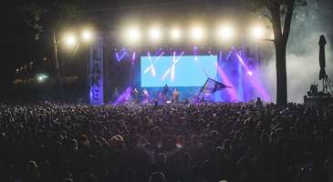 Tivat festivallerinden birine katılın  