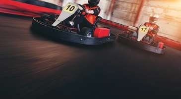 Go-karting ya da Go-bowling yarışlarına katılın