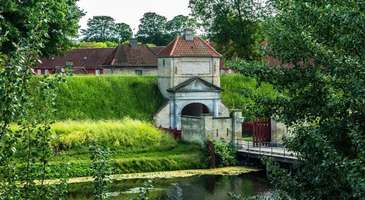 Kastellet ve Küçük Deniz Kızı’nı görün