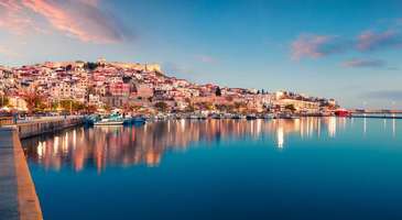 Kavala şehir merkezinde gezintiye çıkın