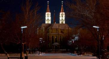 Fatima Leydim Katedrali’ni görün