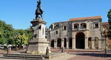 Kraliyet Evleri Müzesi’ndeki antika eşyaları görün