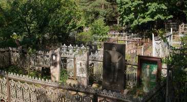 Kutaisi Mezarlığı