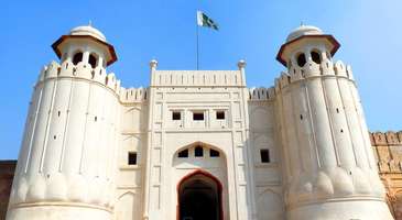 Lahor Kalesi’nin hayranlık uyandıran mimarisini inceleyin