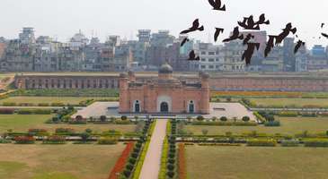 Lalbagh Kalesi’ne çıkın