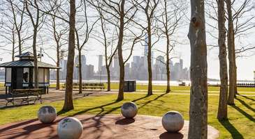 Liberty Park’ta vakit geçirin