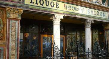 Crown Likör Salonu’na uğrayın