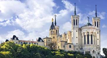 Notre Dame de Fourviere Bazilikası’nın görkemli yapısını görün