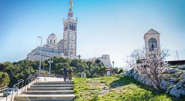 Notre Dame de la Garde Bazilikası’nı görün  
