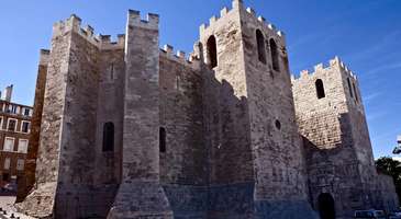 St. Victor Manastırı’nda tarihe tanıklık edin  