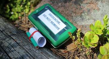 Geocaching (Define avı oyunu) oynayın